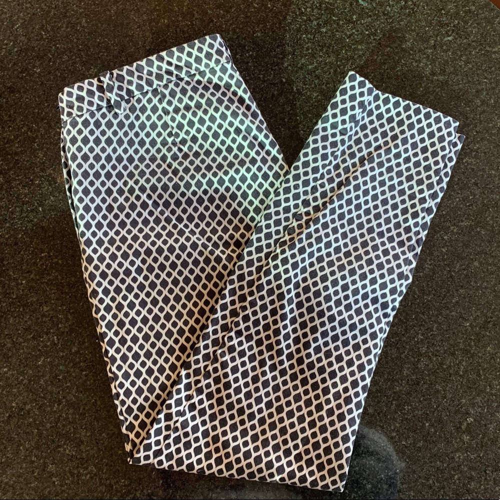 H&M Black and White stretch skinny pants